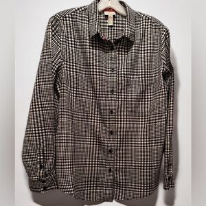 St. John’s Bay Classic Shirt Plaid Long Sleeve Front Button 100% Cotton Size M